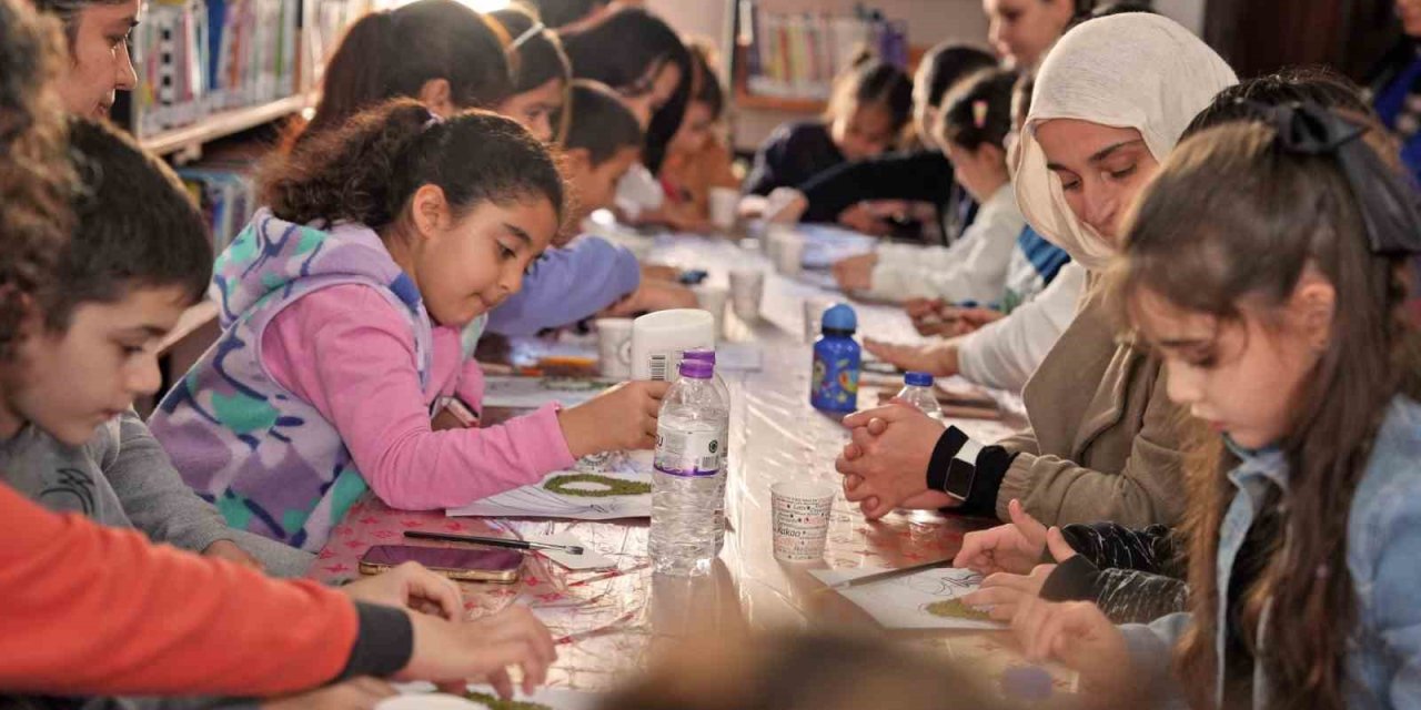 Alanya’da Çocuk Kütüphanesi’nde Öğrenciler İçin Tam Mesai