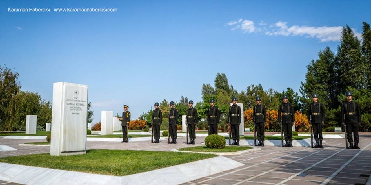 Cemal Gürsel Mezarı Başında Anıldı