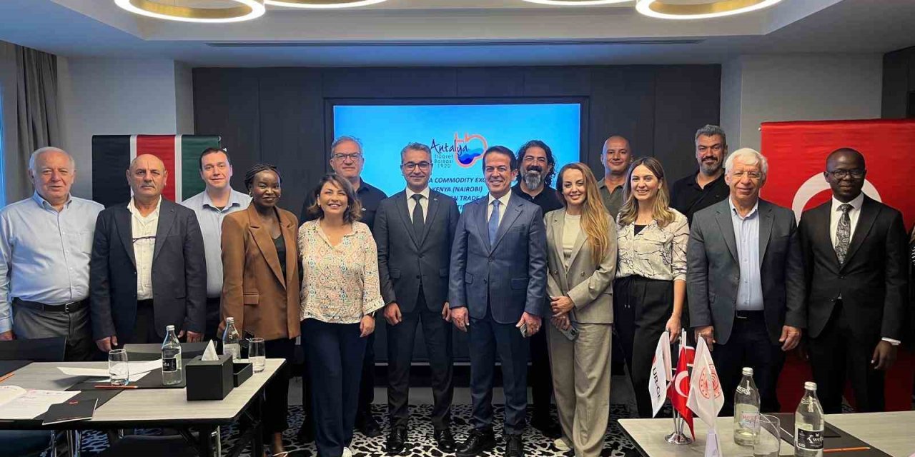 Atb Kesme Çiçek Sektörüyle Kenya’da