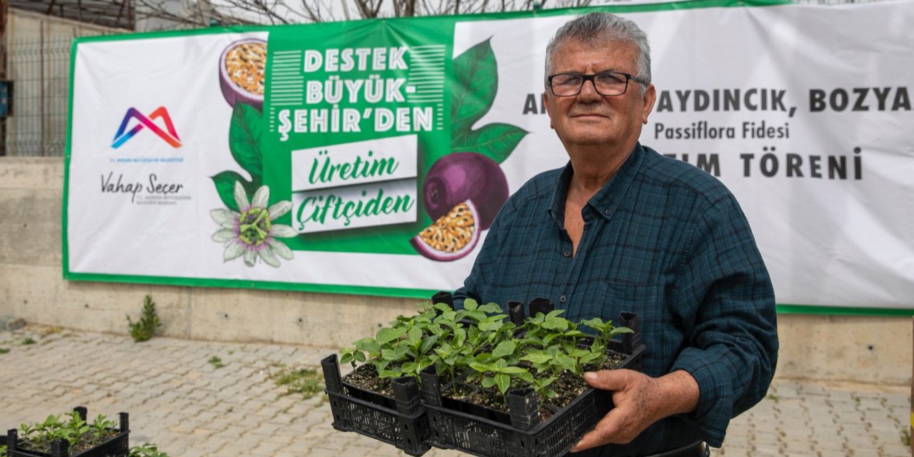 Mersin Büyükşehir Belediyesi, 2024’de Üreticiyi Desteklemeye Devam Etti