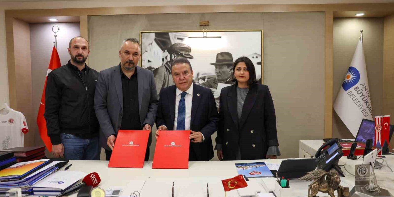 Büyükşehir’den 2 Bin 709 Çalışana Sosyal Denge Tazminatı Sözleşmesi