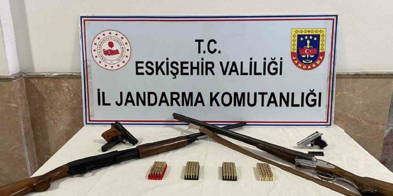 İş Yerini Cephaneliğe Çeviren Şüpheli Yakalandı