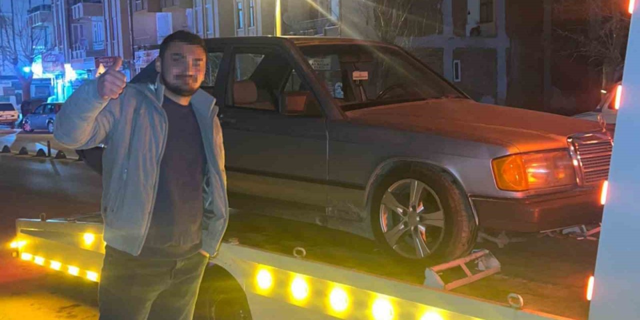 Drift Atıp 46 Bin Lira Ceza Yedi, Aracıyla Hatıra Fotoğrafı Çektirdi