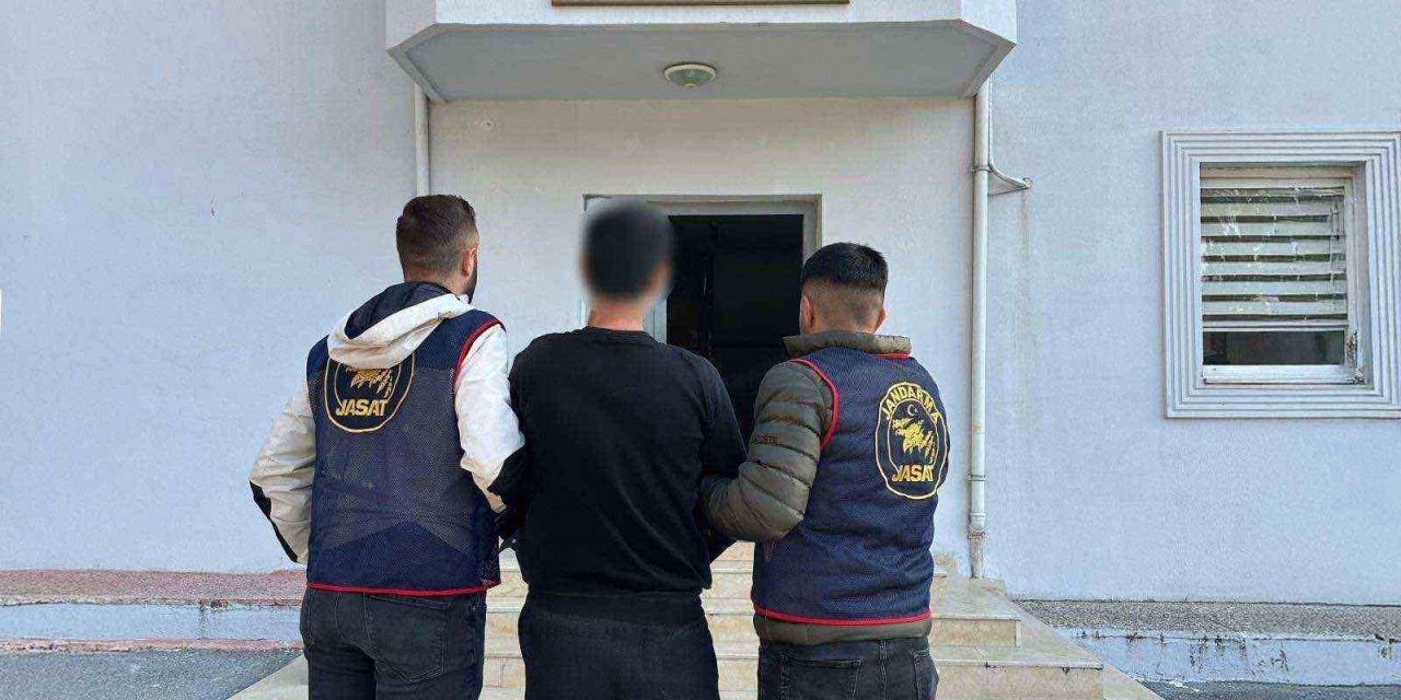 Traktörle Giden Şahsı Öldüren Şüpheli Jandarma Tarafından Yakalandı