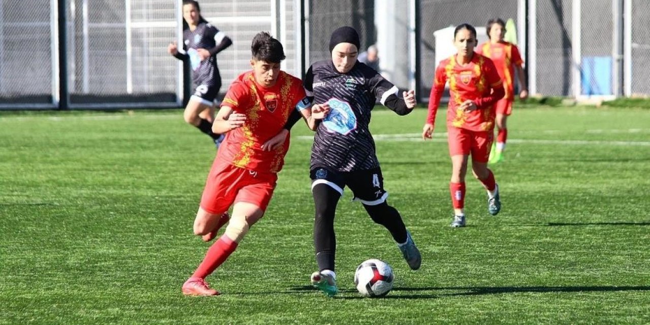 Kayseri Kadın Fk Lige Sakarya’da Nokta Koyacak
