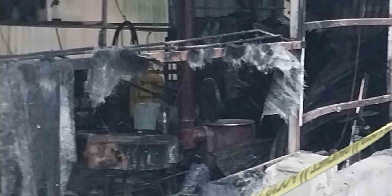 Mersin’de İş Yerinde Uyuyan Genç Yanarak Hayatını Kaybetti