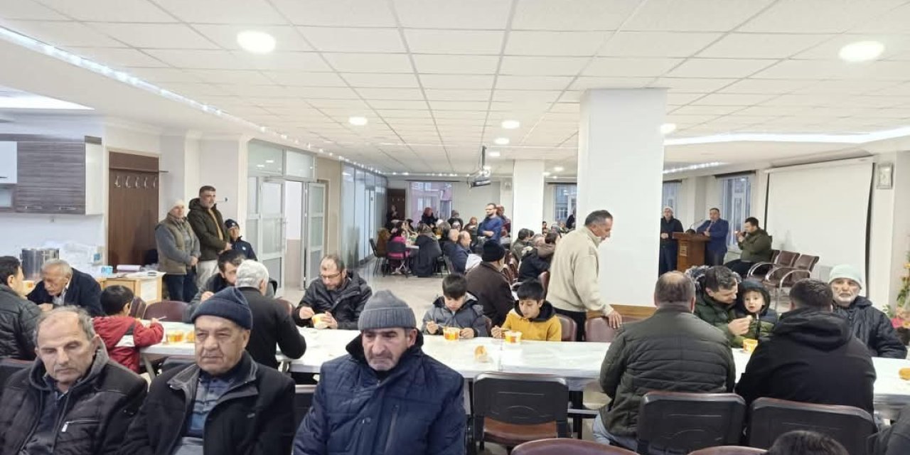 Bozkır’da Umreye Gidenler Dualarla Uğurlandı