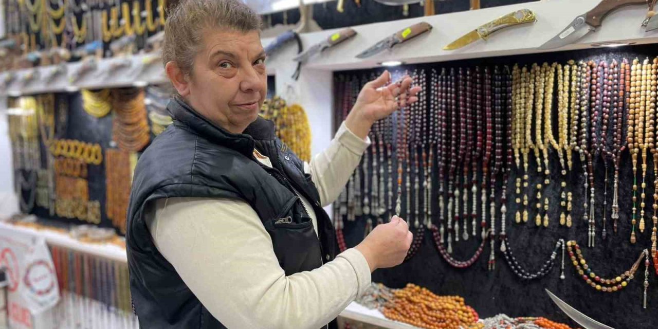 Sevcan Gökduman: “tespihin Yaşı Ve Zamanı Yoktur”