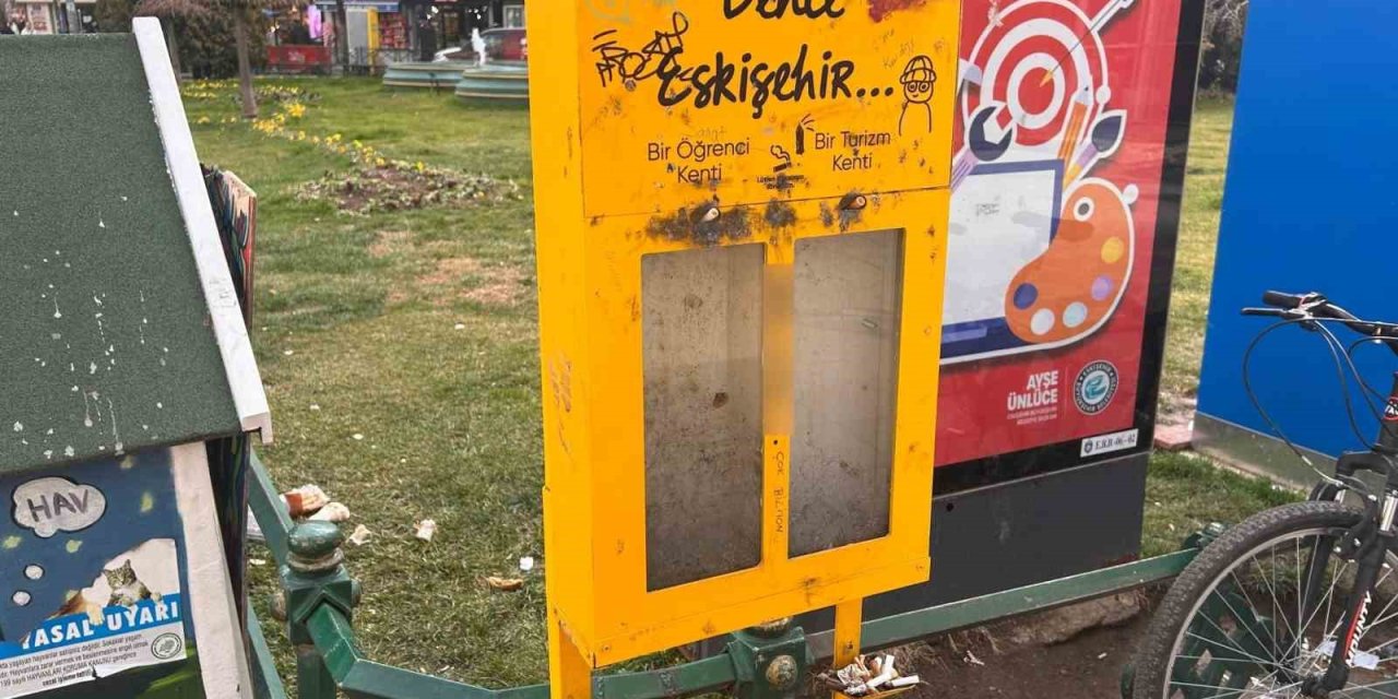 İzmarit Duyarsızlığı Tepki Çekiyor