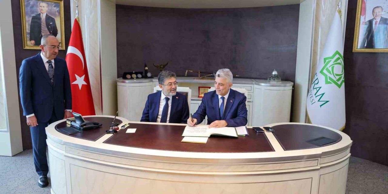 Bakan Bolat Ve Bakan Yumaklı’dan Meram Belediyesi’ne Ziyaret