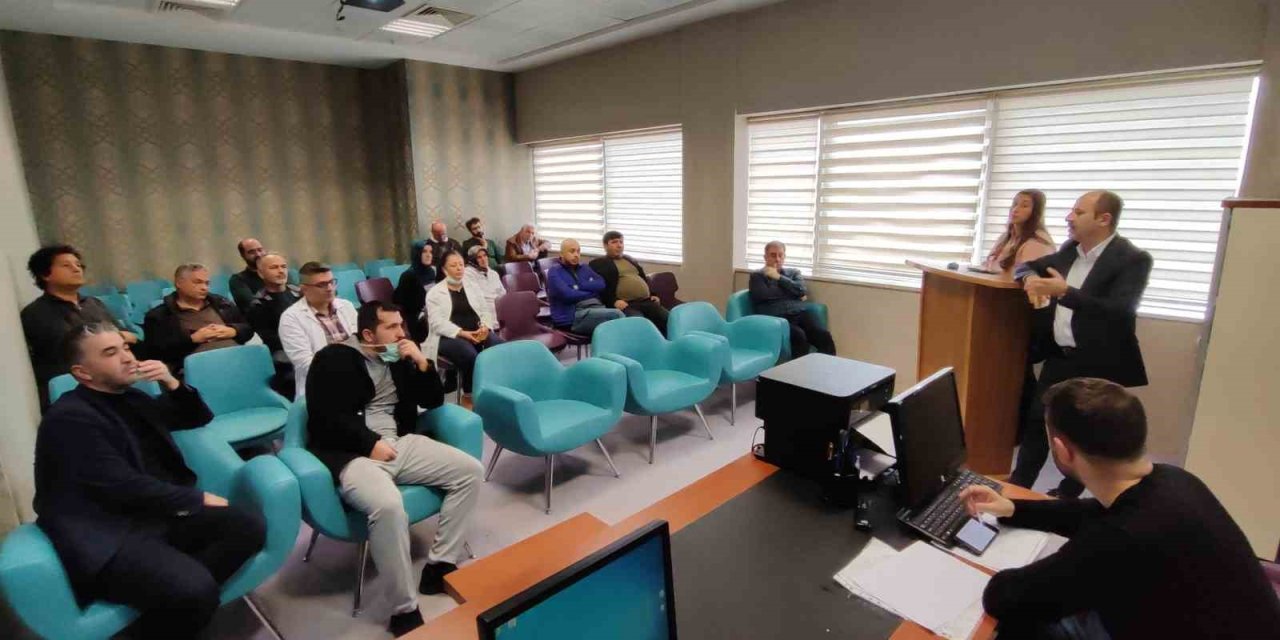 Karapınar’da Aile Hekimleri Karapınar Devlet Hastanesi’nde Toplantıda Buluştu