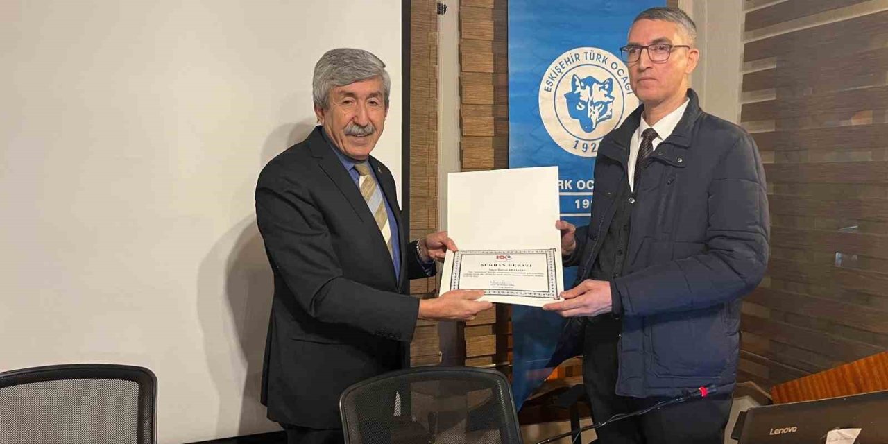 Türkmenler, İran Türklüğü Arasında Kimliklerini En İyi Koruyabilen Halk Olarak Biliniyor