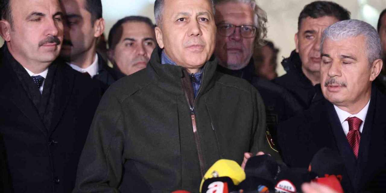 İçişleri Bakanı Ali Yerlikaya’dan Çöken Binaya İlişkin Açıklama