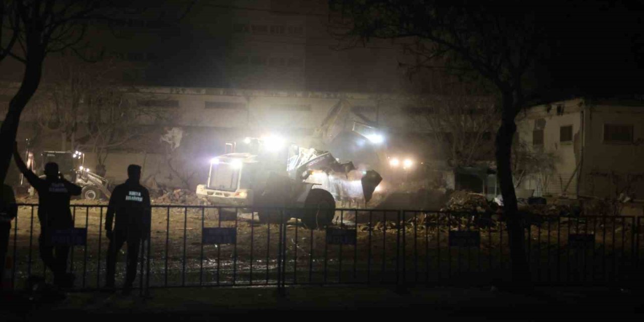 Konya’da Çöken Binada Enkaz Kaldırma İşlemi Tamamlandı