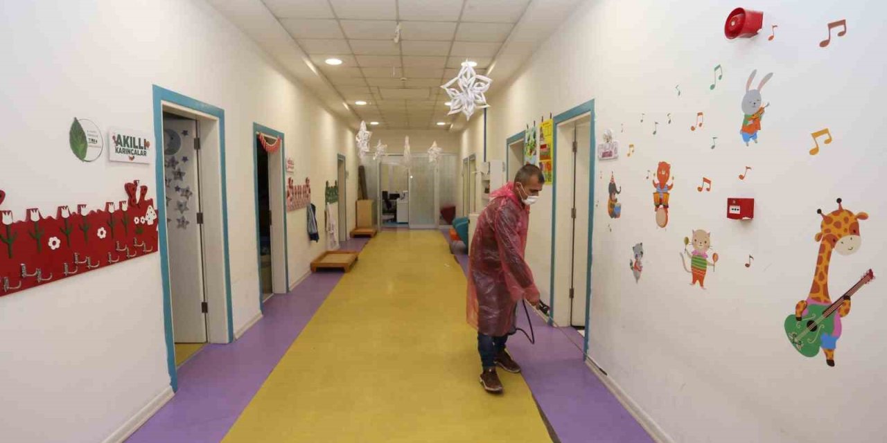 Kepez’in Kreşleri Dezenfekte Edildi