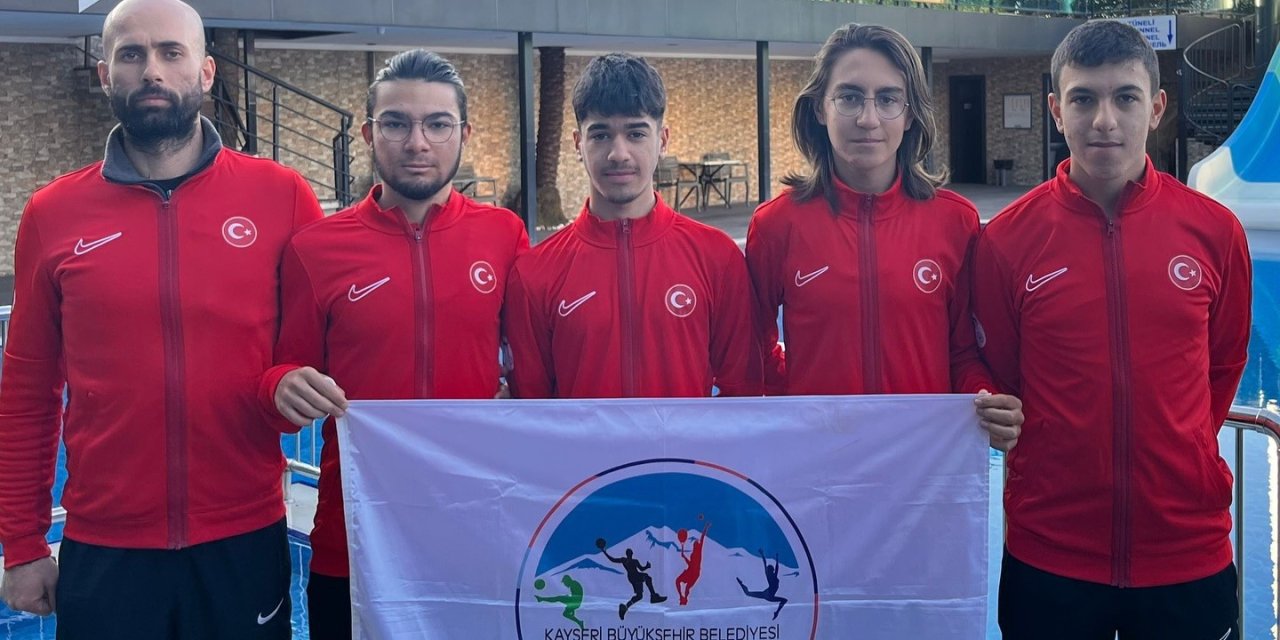 Kayseri’den 4 Bisikletçi Milli Takıma Çağrıldı