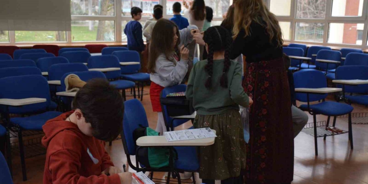 Çocuk Üniversitesi’nden Yarıyıl Tatilini Renklendiren Programlar