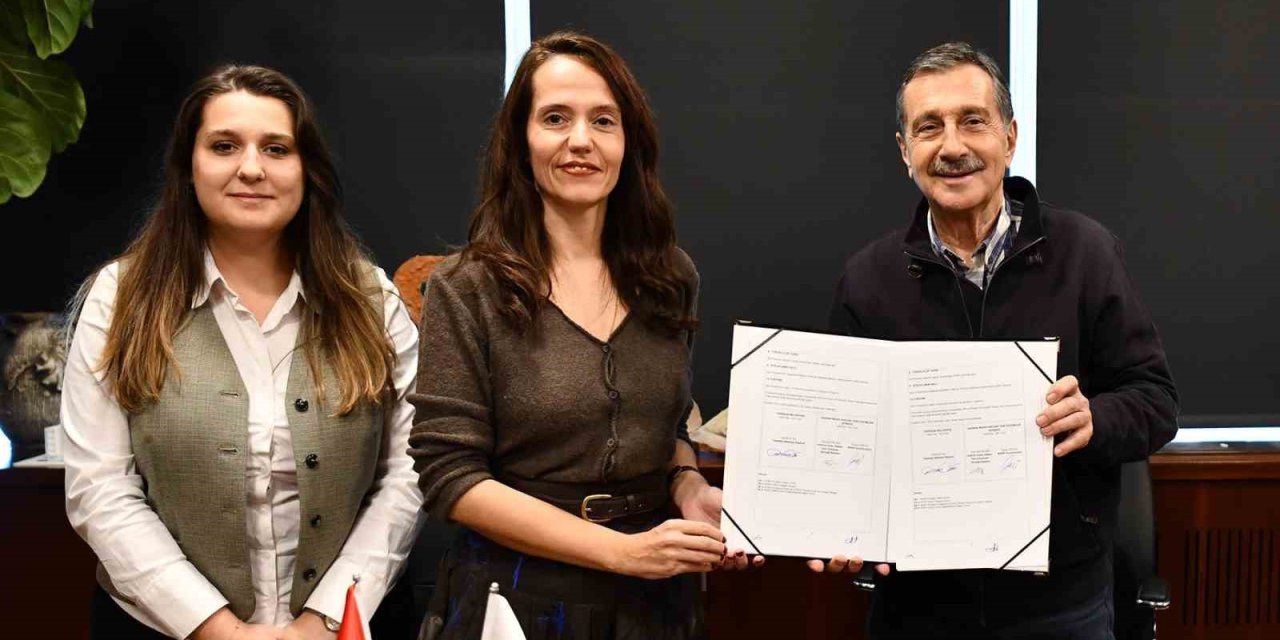 Tepebaşı’ndan Kadınlar İçin Anlamlı Protokol