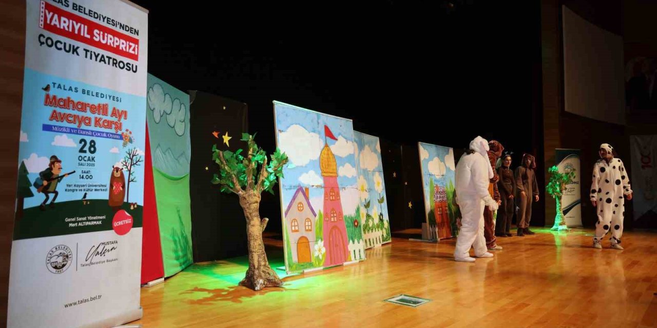 Talas’ta Çocuklar, ’maharetli Ayı’ İle Eğlendi