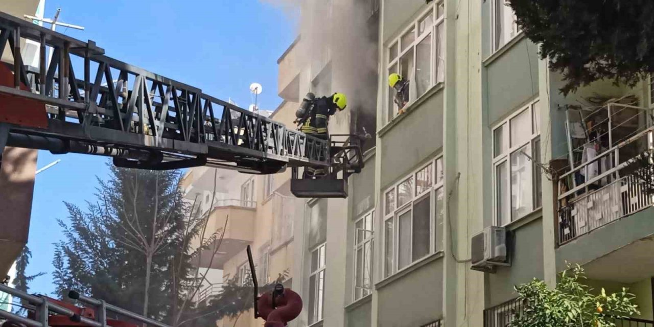 Tarsus’ta Ev Yangını