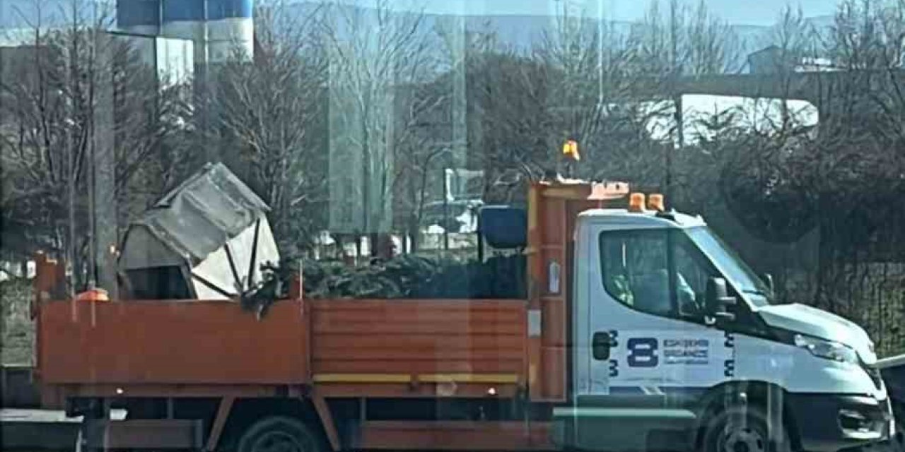 Eosb Müdürlüğü Sokak Hayvanlarına Savaş Açtı