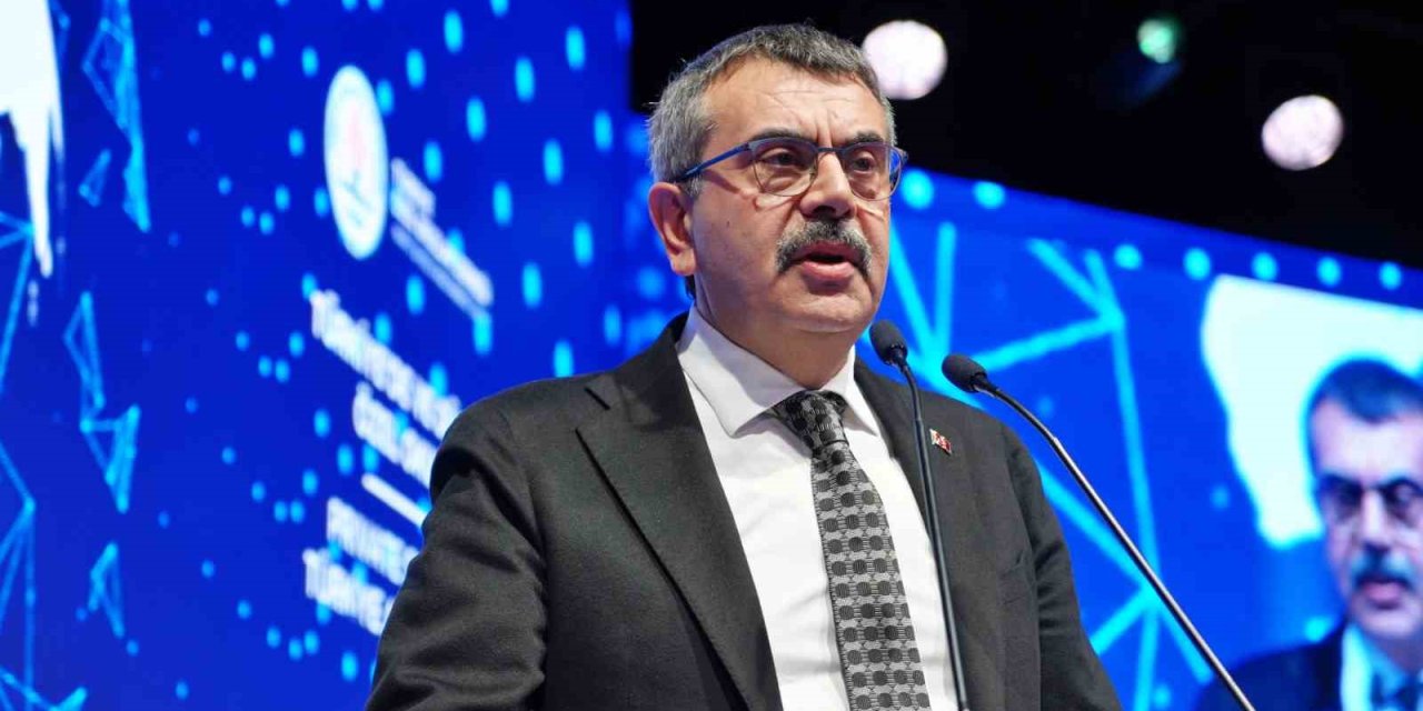 Bakan Tekin’den Özel Okullara Fahiş Fiyat Uyarısı