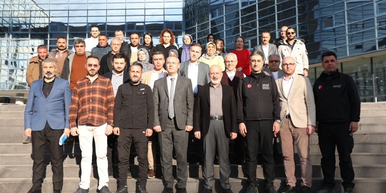 Başkan Çolakbayrakdar: Eğitimler, Afet Durumunda Hızlı Ve Etkili Müdahale İçin Büyük Önem Taşıyor"