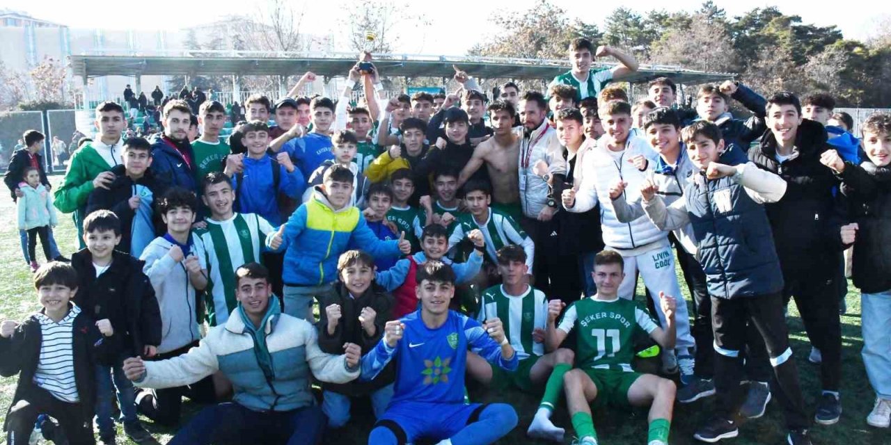 Kayseri Şekerspor U16 Takımı Şampiyon Oldu