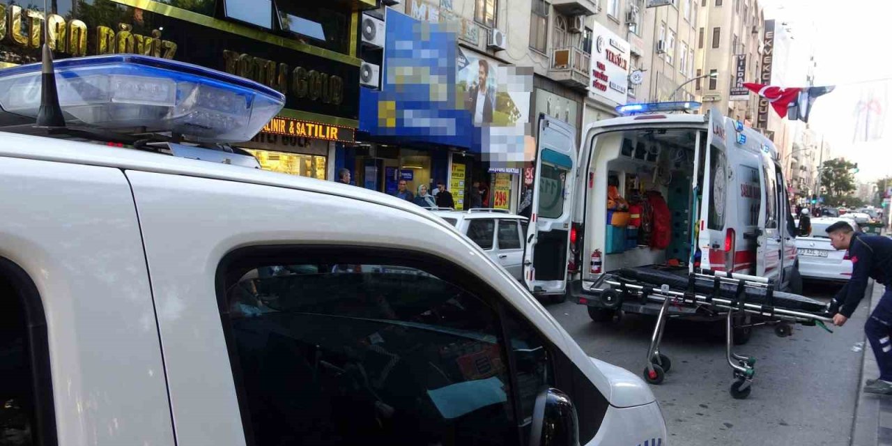 Mersin’de Bıçaklı Kavga: 2 Yaralı