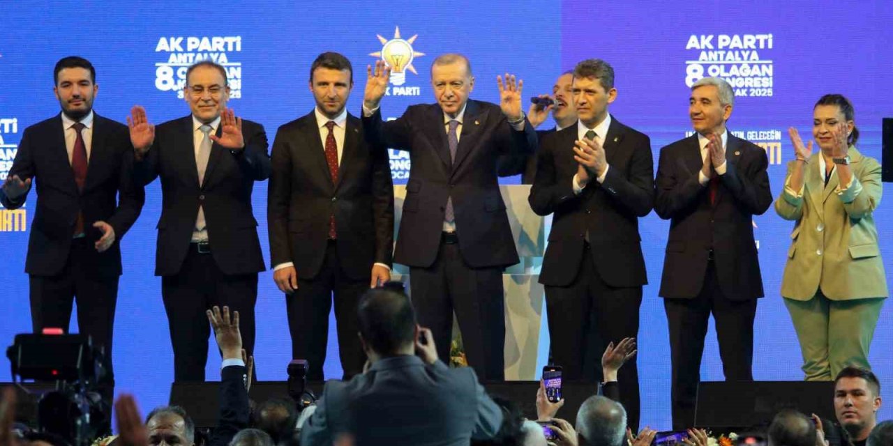 Cumhurbaşkanı Erdoğan: "sayın Özel Oturduğu Koltuğun Hakkını Hala Veremedi"