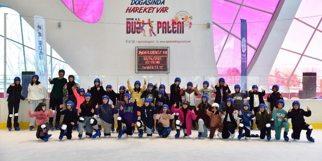 2 Bin 500 Öğrenci, Büyükşehirin Karne Hediyesi İle Tatili Eğlenceli Geçirdi