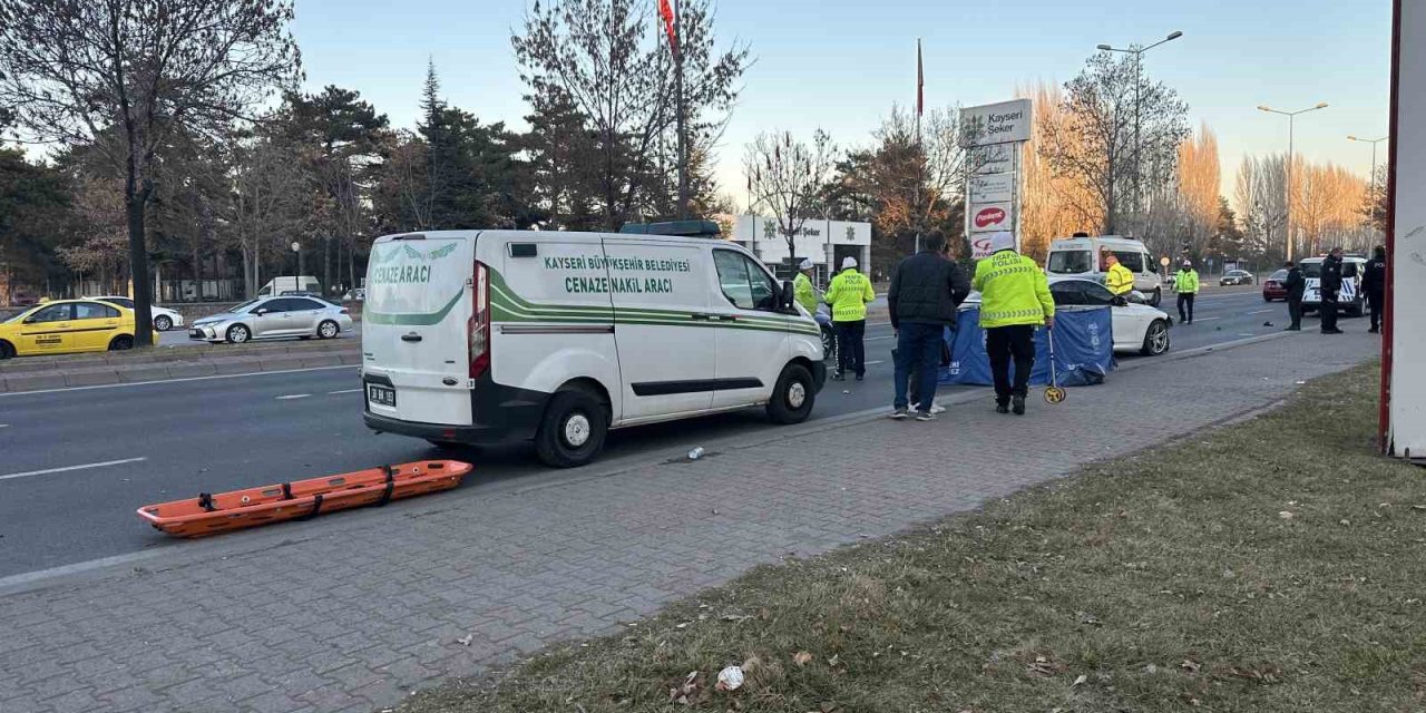 Kayseri’de Otomobilin Çarptığı Şahıs Hayatını Kaybetti
