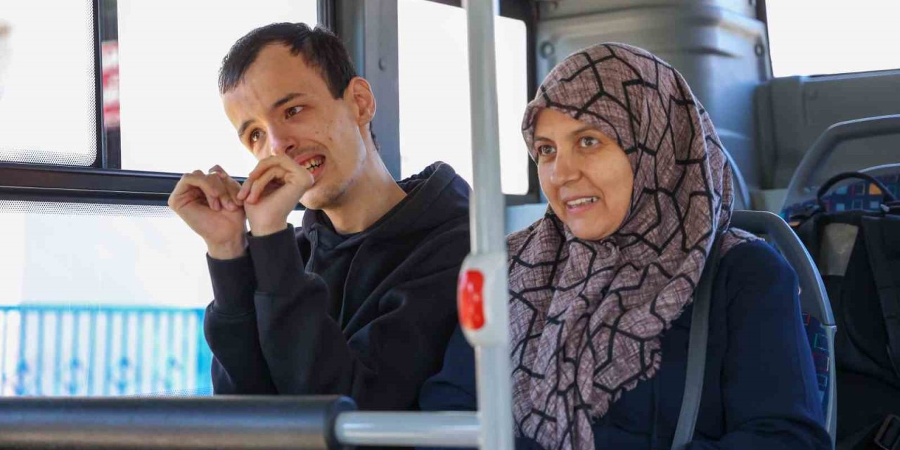 Otobüsle Şehir Turu Hayali ‘bir Mesajla’ Gerçek Oldu