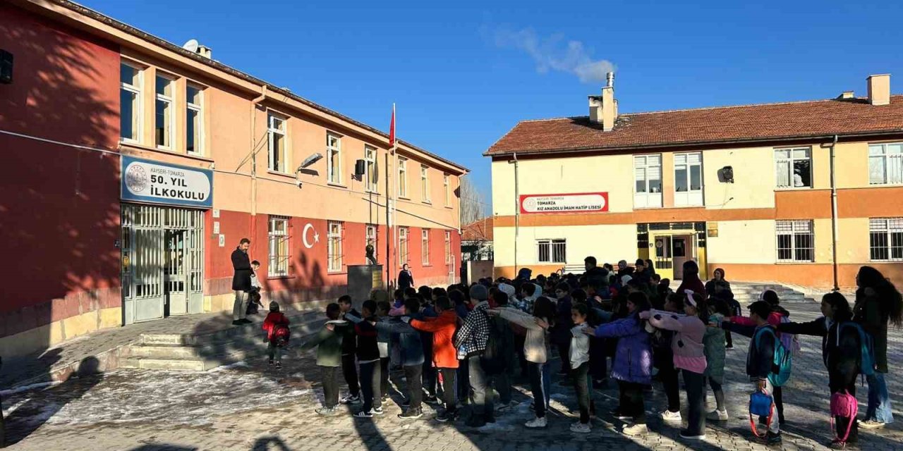 Tomarza’da 2. Dönem İçin İlk Ders Zili Çaldı