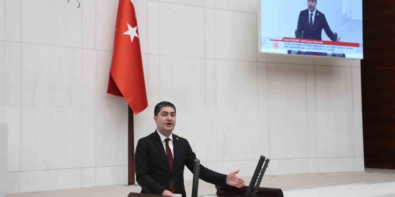 Mhp’li Özdemir: "somali Askeri Anlamda Türkiye’den Edindiği Tecrübeyle Terörle Mücadelede Önemli Mesafe Katetmiştir"