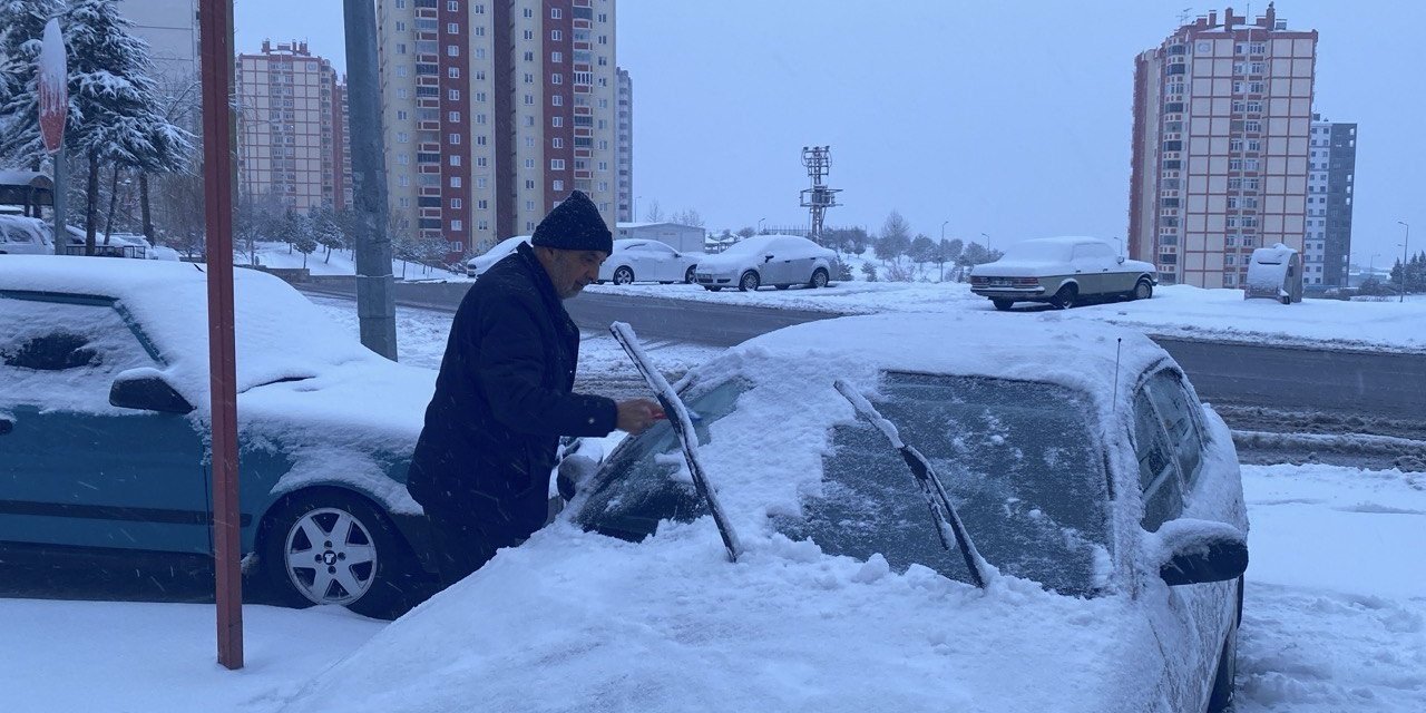 Kayseri Beyaza Büründü
