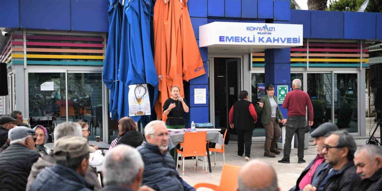 Emekli Kahvelerinde Kanser Günü Farkındalık Programı