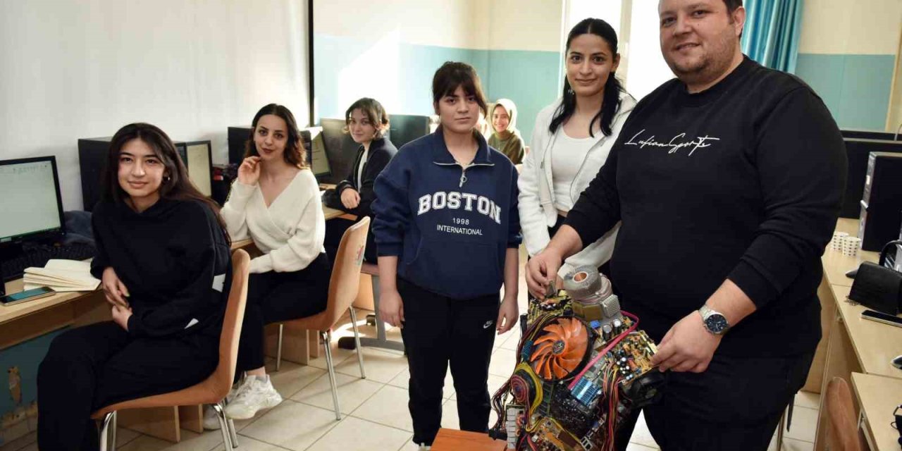 Akmek Nitelikli İş Gücü Sağlıyor