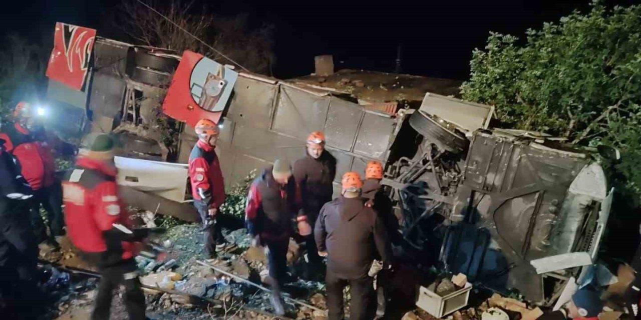 Antalya’daki Yolcu Otobüsü Kazasından Ölüm Haberi Geldi