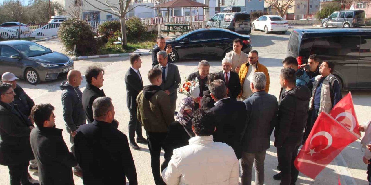 Türkiye’nin İlk Astronotu Gezeravcı Mut’ta Öğrencilerle Buluştu