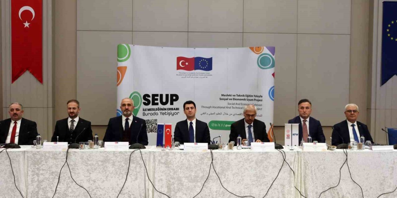 Milli Eğitim Bakan Yardımcısı Macit: "meslek Liselerindeki Algıyı Değiştirip Daha Fazla İnsanı Yönlendirmemiz Gerekiyor"