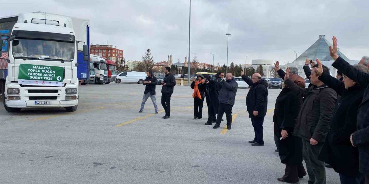 Konya’dan Malatya’ya 100 Çiftin Düğünü İçin Çeyiz Yardımları Tırlarla Yola Çıktı