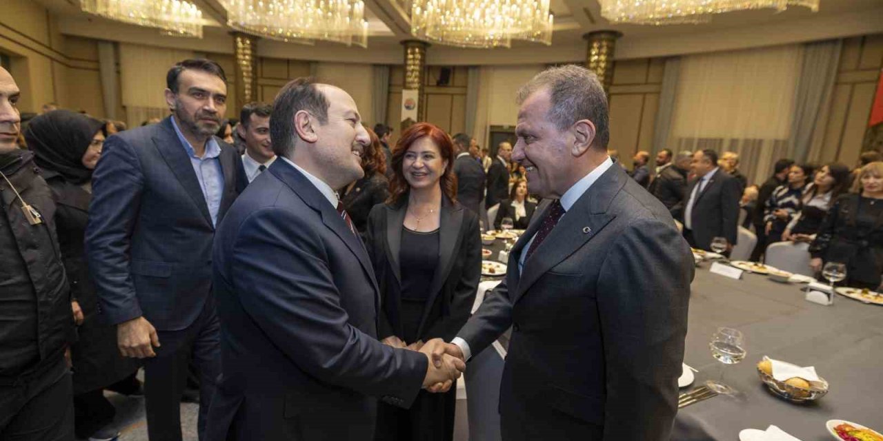 Başkan Seçer, Vali Pehlivan İçin Düzenlenen Veda Programına Katıldı