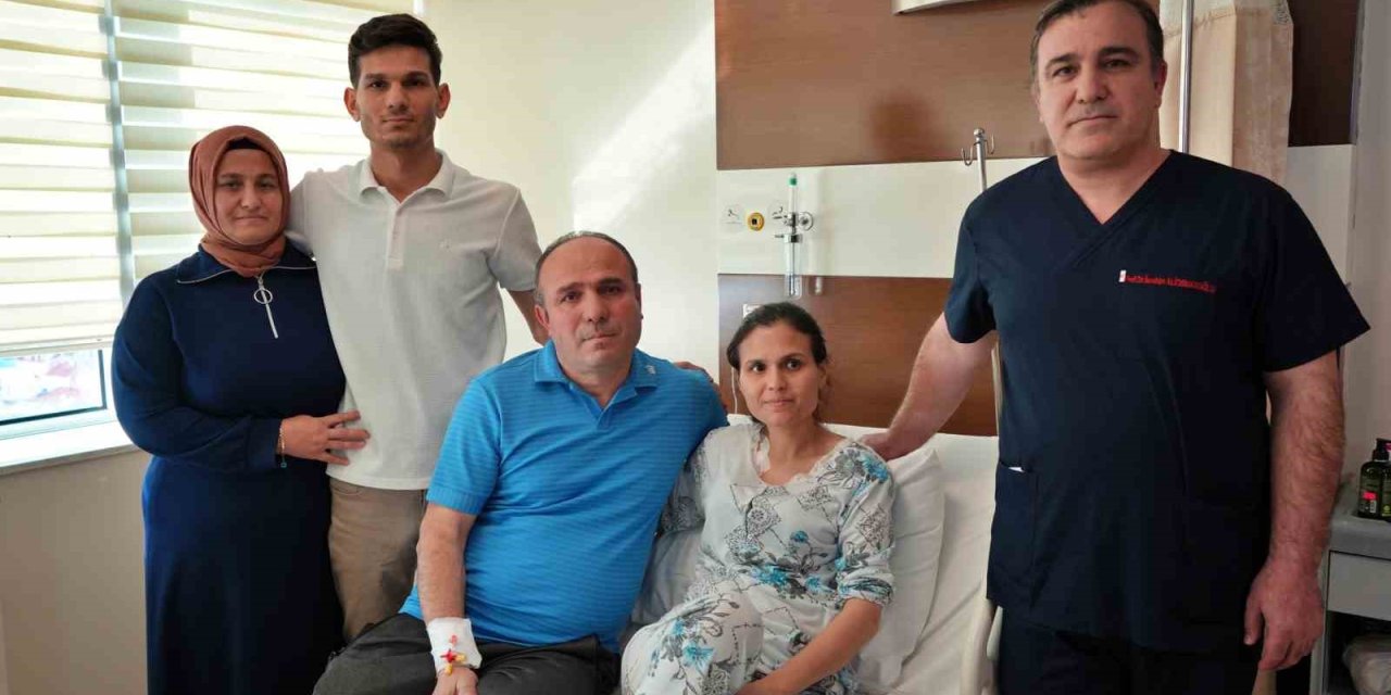 Efe Ailesi Birbirine Hem Yürekten Hem Böbrekten Bağlı