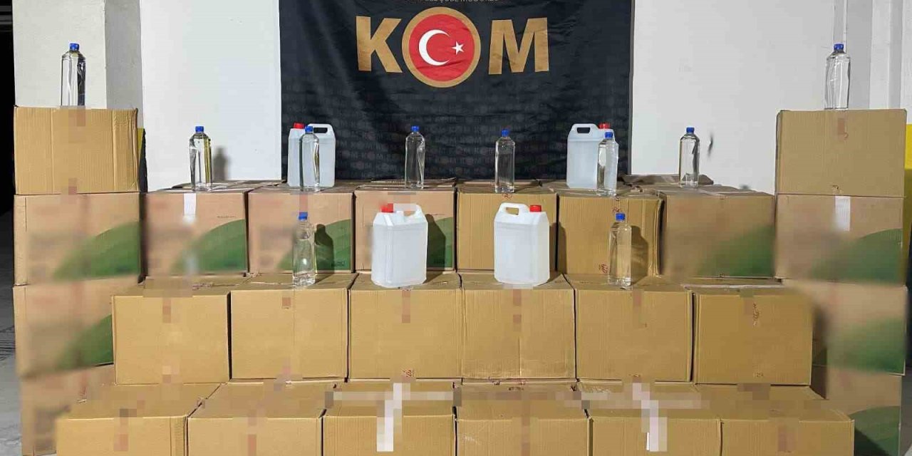 Eskişehir’e Polis Ekipleri Bin 500 Litre Kaçak Alkol Ele Geçirdi
