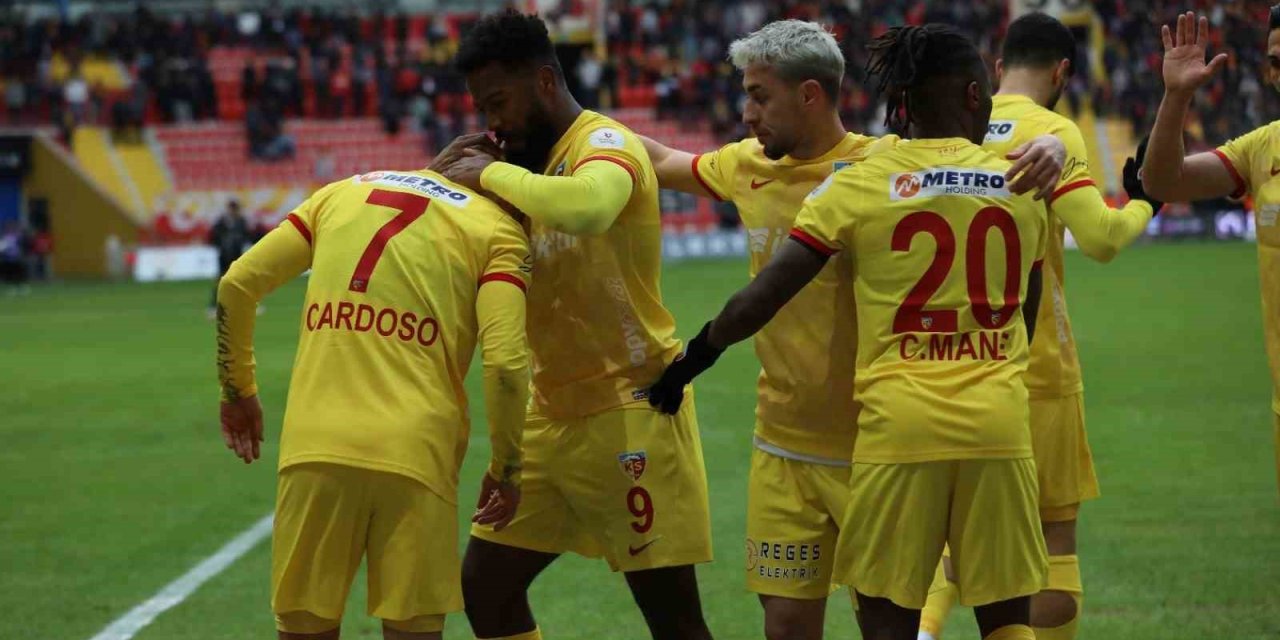 Sergej Jakirovic İle 2 Maçta 4 Puan