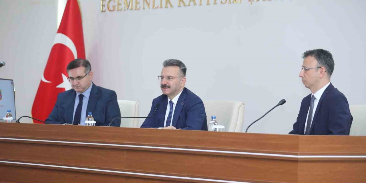 Vali Aksoy Başkanlığında Eğitimde Yeni Dönem Tedbirleri Masaya Yatırıldı