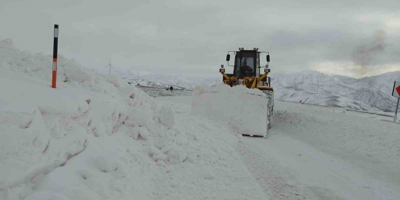Kayseri’de 107 Yol Ulaşıma Açıldı