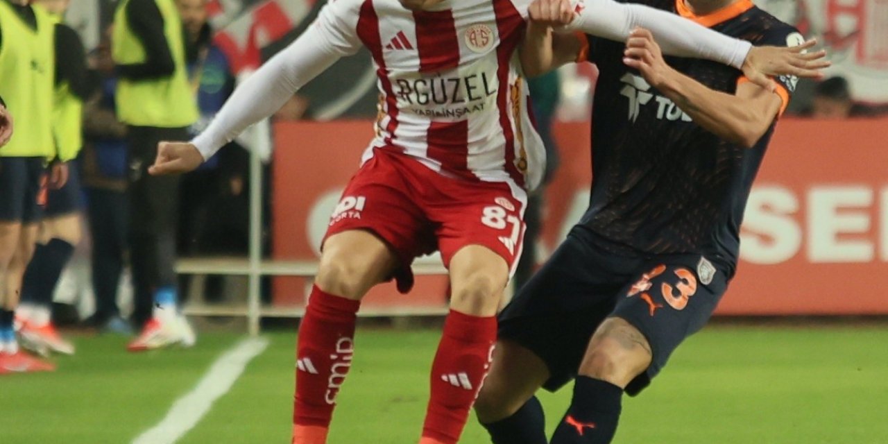 Trendyol Süper Lig: Antalyaspor: 0 - Başakşehir: 0 (maç Sonucu)
