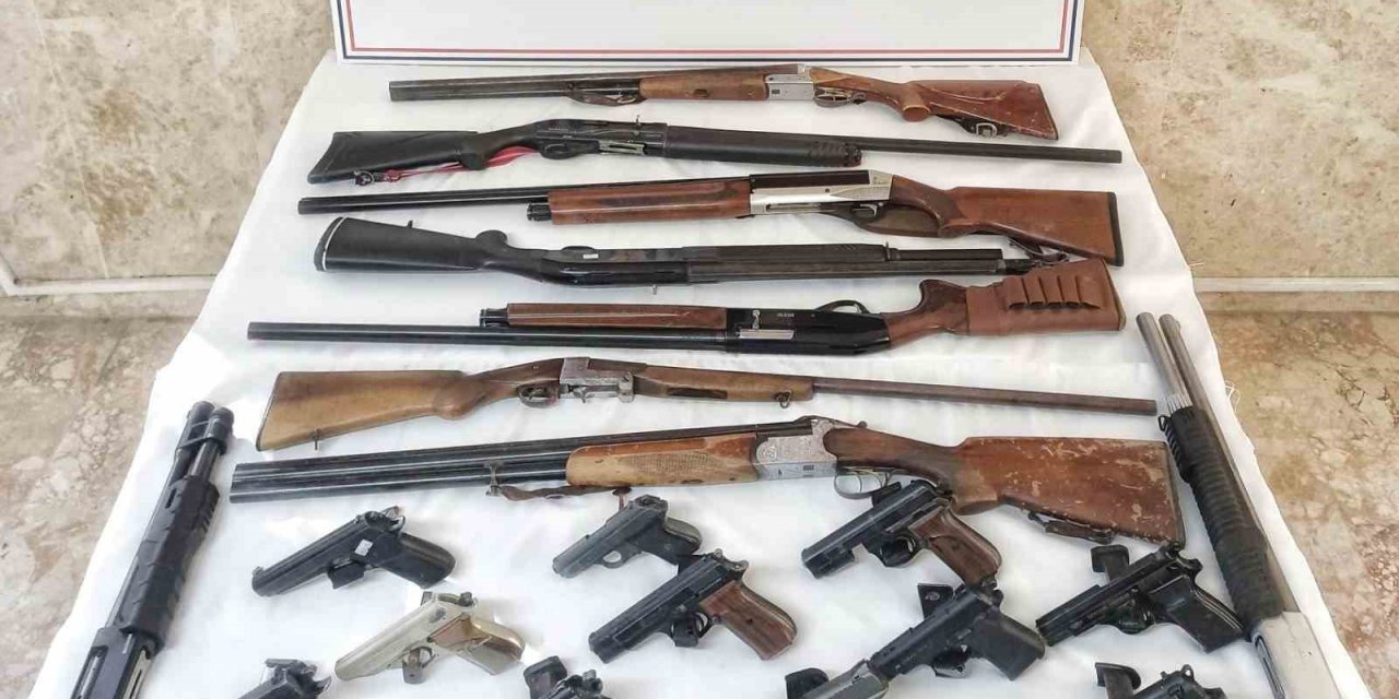 Antalya’da Ruhsatsız Silah Operasyonu: 10 Şüpheliye Soruşturma